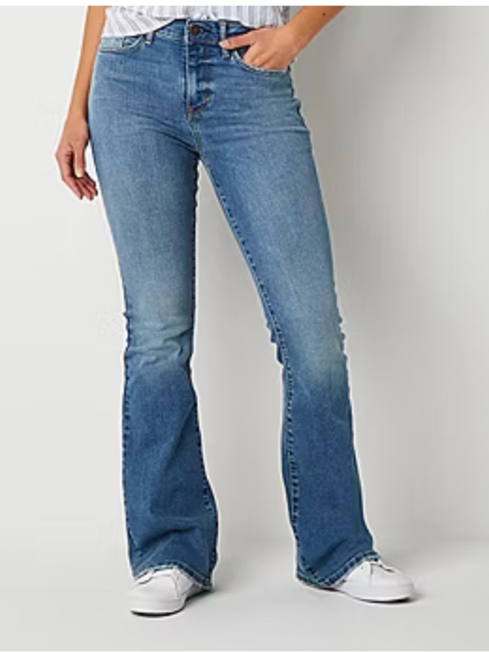 a.n.a Flare Jeans